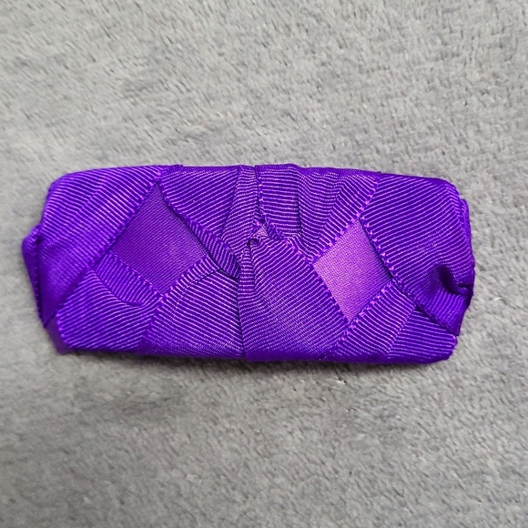 Accessories - Woven Ribbon Hair Clip ~ Like New! 💜